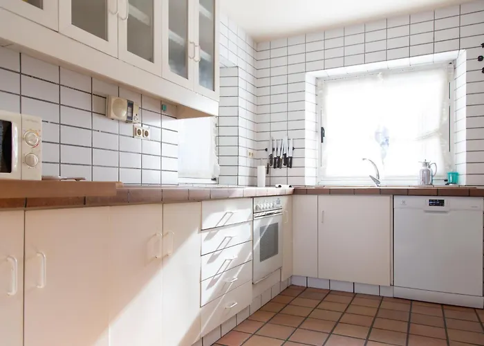 Cigarral Valdecolomba, Cerca Del Casco Historico