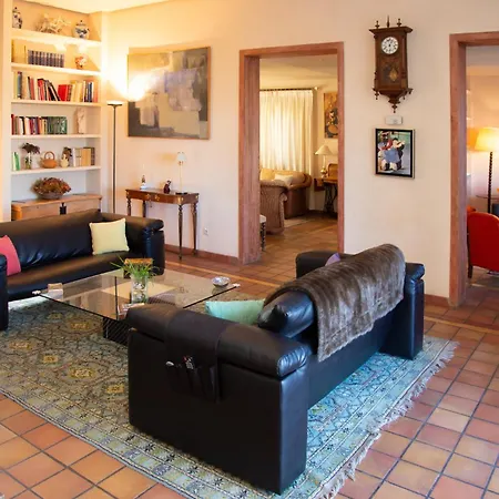 Cigarral Valdecolomba, Cerca Del Casco Historico