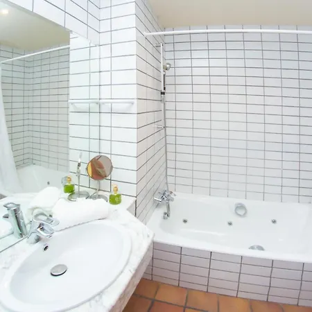 Cigarral Valdecolomba, Cerca Del Casco Histórico